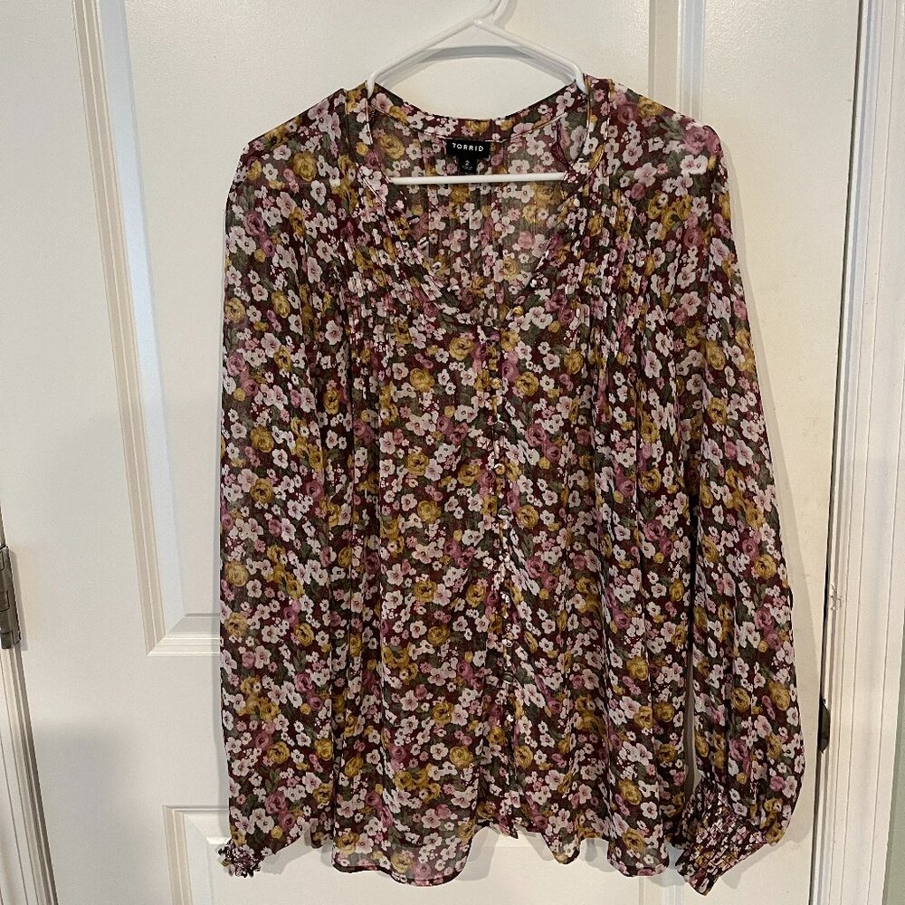 Torrid Women's Multi Color Long Sleeve Top Size 2